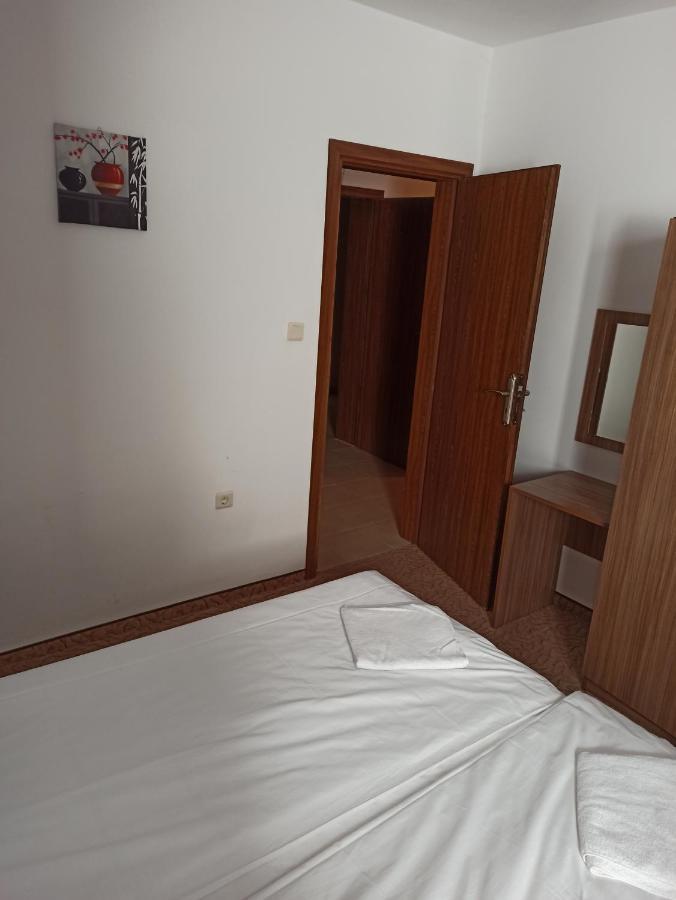 Private Apartments Nevena Pamporovo Esterno foto